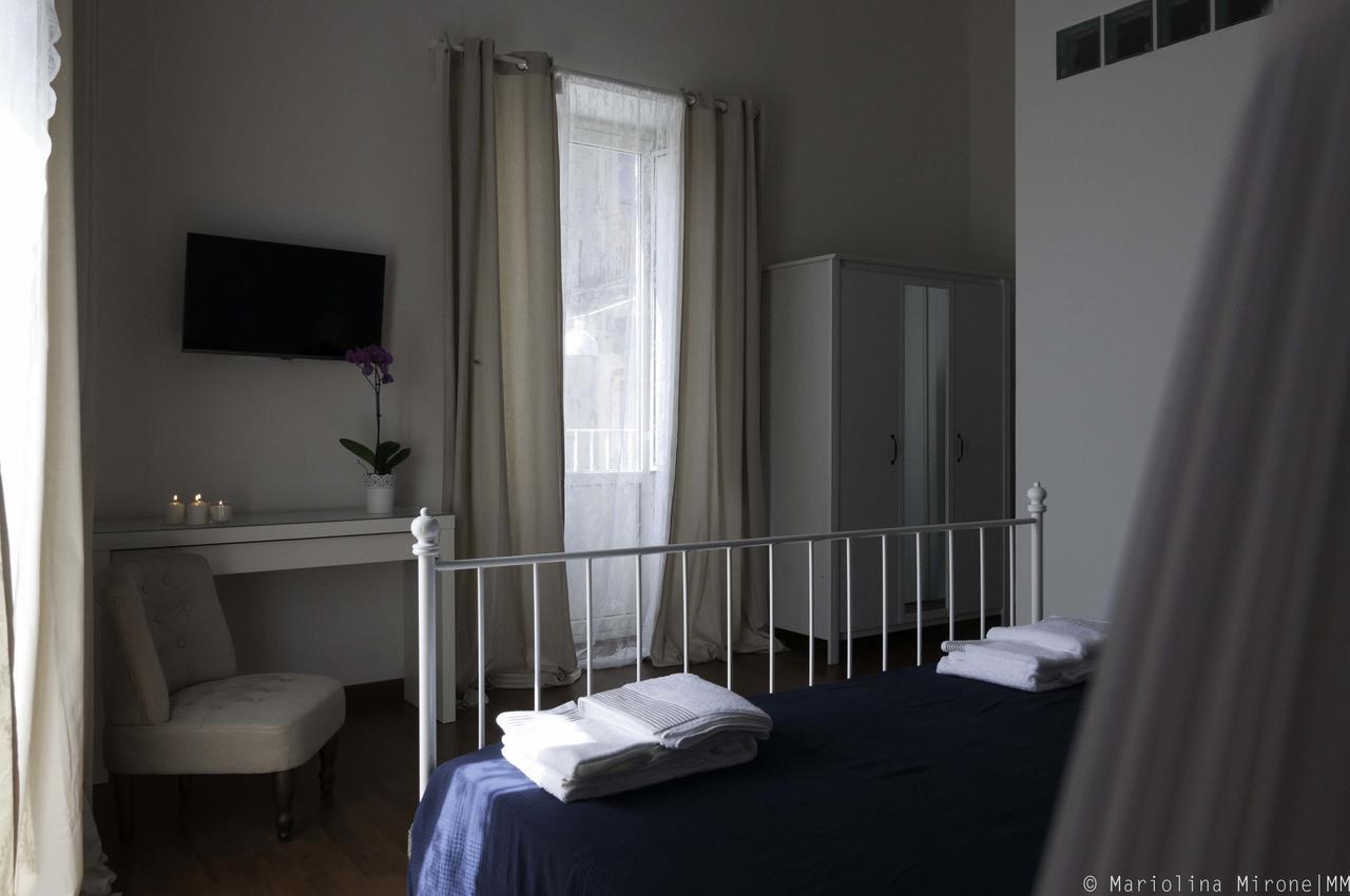 Bed and Breakfast I Balconi Sul Castello Катанія Екстер'єр фото