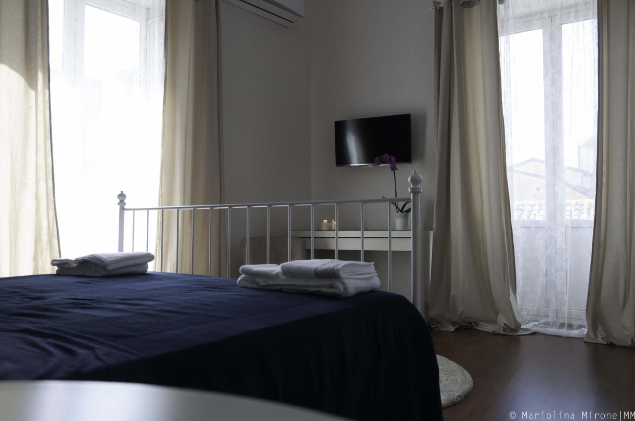 Bed and Breakfast I Balconi Sul Castello Катанія Екстер'єр фото